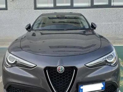 Usata Alfa Romeo Stelvio Ti 209 CV (153 kW) 2019 SUV