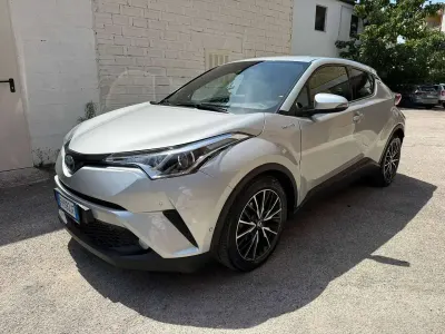 Usata Toyota C-HR
