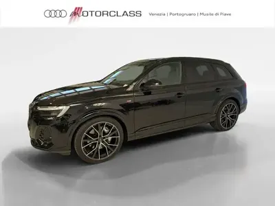 Usata Audi Q7 S-Line 286 CV (210 kW) 2025 Nero mito metallizzato SUV