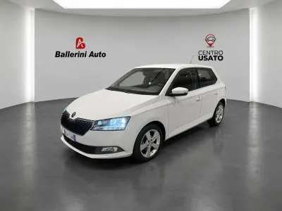 Usata Skoda Fabia Design Edition 95 CV (69 kW) 2020 Bianco Utilitaria