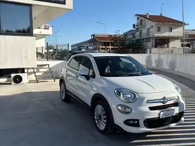 Usado Fiat 500X Lounge 120 CV (88 kW) 2015 Blanco SUV
