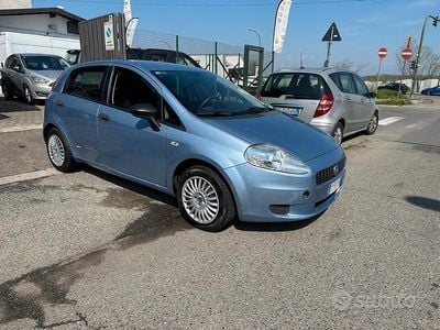 Blu Usata 2006 Fiat Grande Punto Active Utilitaria | 1990 € (Buon prezzo)