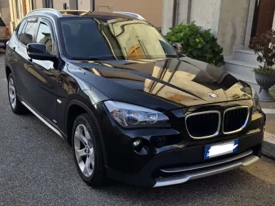 Usata BMW X1 143 CV (105 kW) 2011 Nero SUV