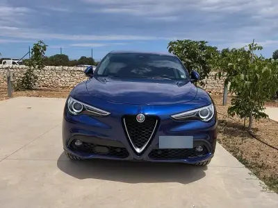 Usata Alfa Romeo Stelvio Executive 190 CV (139 kW) 2021 Blu SUV