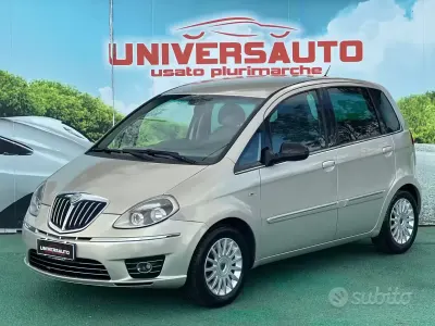 Gebraucht Lancia Musa 120 PS (88 kW) 2011 Van / Kleinbus