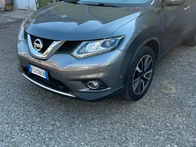 Usata Nissan X-Trail 130 CV (95 kW) 2016 Grigio SUV