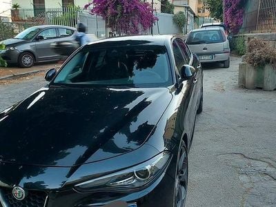Używany Alfa Romeo Giulia 150 KM (110 kW) 2017 Czarny Sedan/Limuzyna