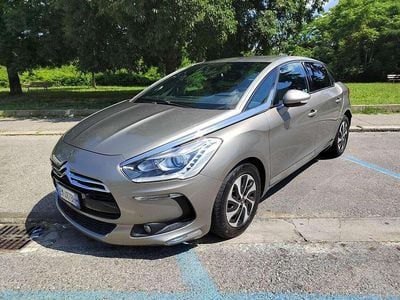 Usado DS Automobiles DS5 Business 111 CV (81 kW) 2012 Dorado Utilitario