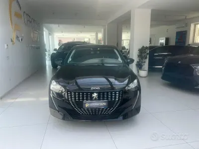 Usata Peugeot 208 Allure 102 CV (75 kW) 2020 Nero Utilitaria