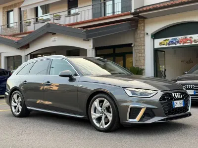 Usata Audi A4 S-Line 204 CV (150 kW) 2023 Grigio Station wagon