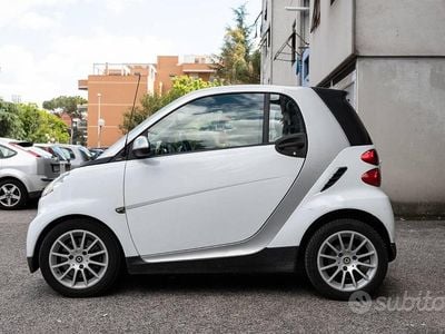 Bianco Usata 2009 Smart ForTwo Coupé Passion Coupé | 4500 € (Buon prezzo)