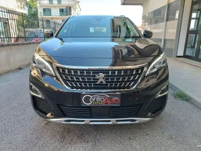 Usata Peugeot 3008 Allure 131 CV (96 kW) 2020 Nero SUV