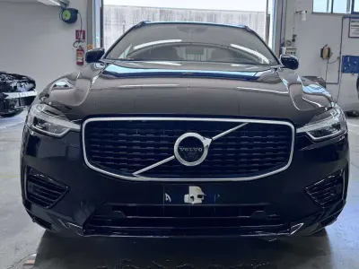 Usata Volvo XC60 R-Design 303 CV (222 kW) 2020 SUV