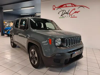 Usata Jeep Renegade Sport 95 CV (69 kW) 2018 Grigio SUV