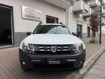 Usata Dacia Duster Prestige 110 CV (80 kW) 2016 Bianco SUV