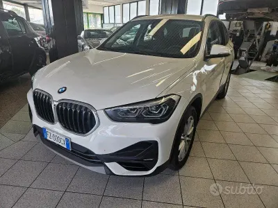 Usata BMW X1 Advantage 140 CV (102 kW) 2019 Bianco pastello SUV