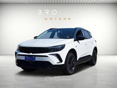 Usata Opel Grandland X GS Line 131 CV (96 kW) 2022 Bianco SUV