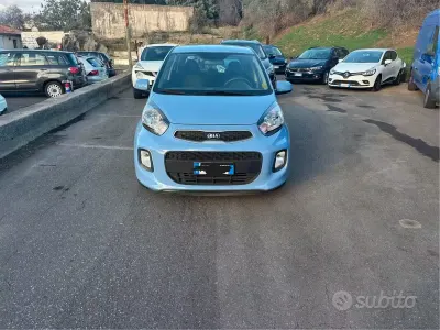 Usata Kia Picanto 66 CV (48 kW) 2016 Blu Utilitaria