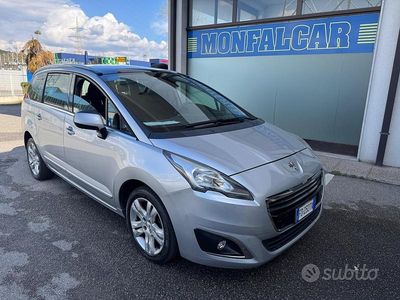 Usata Peugeot 5008 Allure 120 CV (88 kW) 2016 Grigio Monovolume