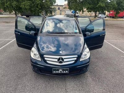 Usata Mercedes B200 140 CV (102 kW) 2006 Blu Monovolume