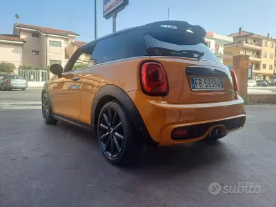 Usata Mini Cooper S 192 CV (141 kW) 2014 Arancione Utilitaria