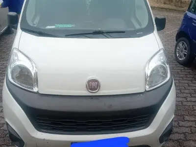 Usata Fiat Qubo Trekking 80 CV (58 kW) 2019 Bianco Monovolume