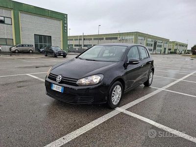 Usata VW Golf VI 80 CV (58 kW) 2010 Nero Utilitaria
