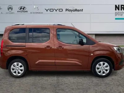 Usata Opel Combo Life Elegance 100 kW (136 CV) 1970 Marrone Monovolume