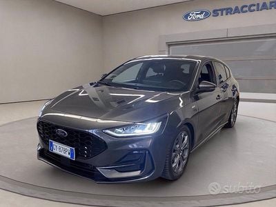 Usata Ford Focus ST-Line 116 CV (85 kW) 2025 Grigio metallizzato Berlina
