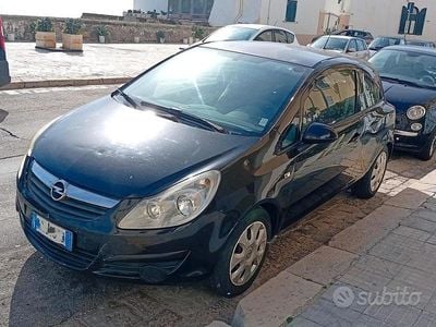 Usata Opel Corsa 54 CV (39 kW) 2008 Nero Utilitaria