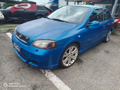 Usata Opel Astra OPC 200 CV (147 kW) 2003 Blu Berlina
