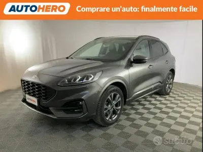 Usata Ford Kuga ST-Line X 120 CV (88 kW) 2023 Grigio SUV