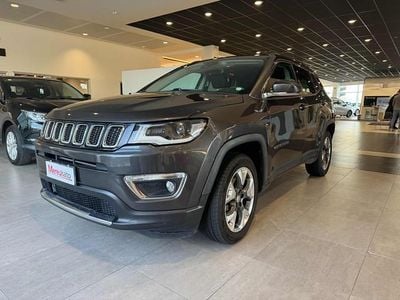 Usata Jeep Compass Limited 140 CV (102 kW) 2018 Grigio scuro SUV