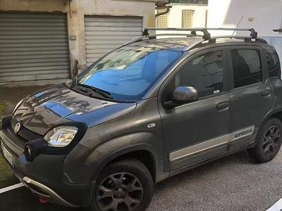 Begagnad Fiat Panda Cross Cross 95 HK (69 kW) 2016 Grå Halvkombi