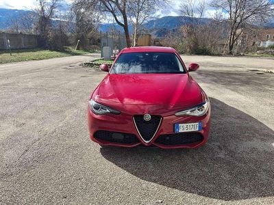 Usata Alfa Romeo Giulia Veloce 180 CV (132 kW) 2018 Rosso Berlina