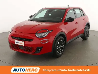 Käytetty Fiat 600 Red 114 kW (156 HP) 2023 Punainen Katumaasturi