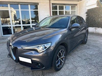 Usata Alfa Romeo Stelvio Super 210 CV (154 kW) 2019 Grigio SUV