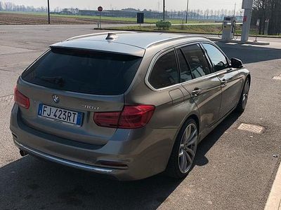 Usata BMW 318 Luxury Line 150 CV (110 kW) 2017 Berlina