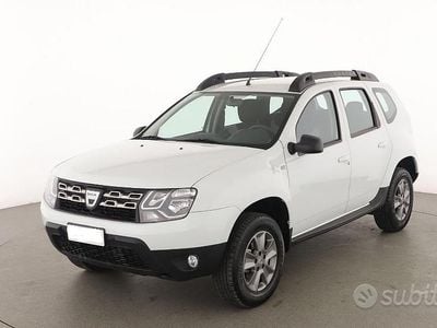 Usata Dacia Duster 2015 Bianco SUV