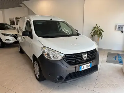 Usata Dacia Dokker 75 CV (55 kW) 2021 Bianco Monovolume