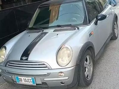 Usata Mini One D 90 CV (66 kW) 2006 Grigio Utilitaria