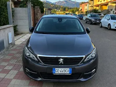 Usata Peugeot 308 SW Business-Line 131 CV (96 kW) 2021 Station wagon