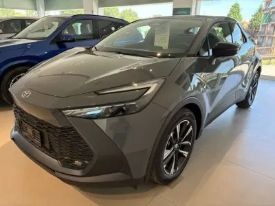 Nuova Toyota C-HR Trend 98 CV (72 kW) 2026 Grigio SUV
