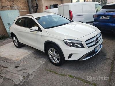 Usata Mercedes GLA200 Premium 136 CV (100 kW) 2015 Bianco SUV