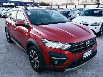 Gebraucht Dacia Sandero Stepway 101 PS (74 kW) 2022 Rot Limousine