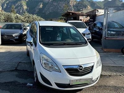 Usata Opel Meriva 110 CV (80 kW) 2011 Bianco Monovolume