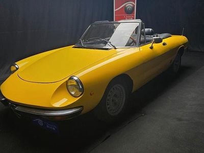 Usata Alfa Romeo Spider Veloce 130 CV (95 kW) 1982 Giallo Cabrio