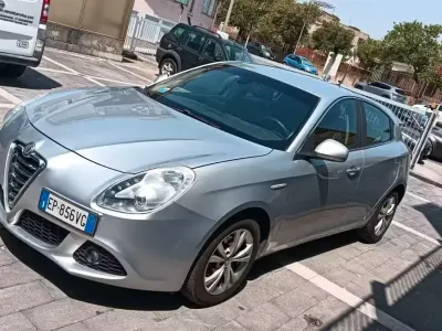 Usata Alfa Romeo Giulietta Progression 105 CV (77 kW) 2013 Grigio Utilitaria