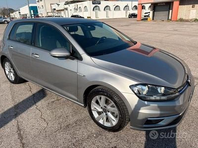 Usata VW Golf VII Executive 110 CV (80 kW) 2017 Argento Berlina