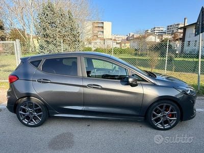 Begagnad Ford Fiesta ST-Line 125 HK (91 kW) 2022 Halvkombi